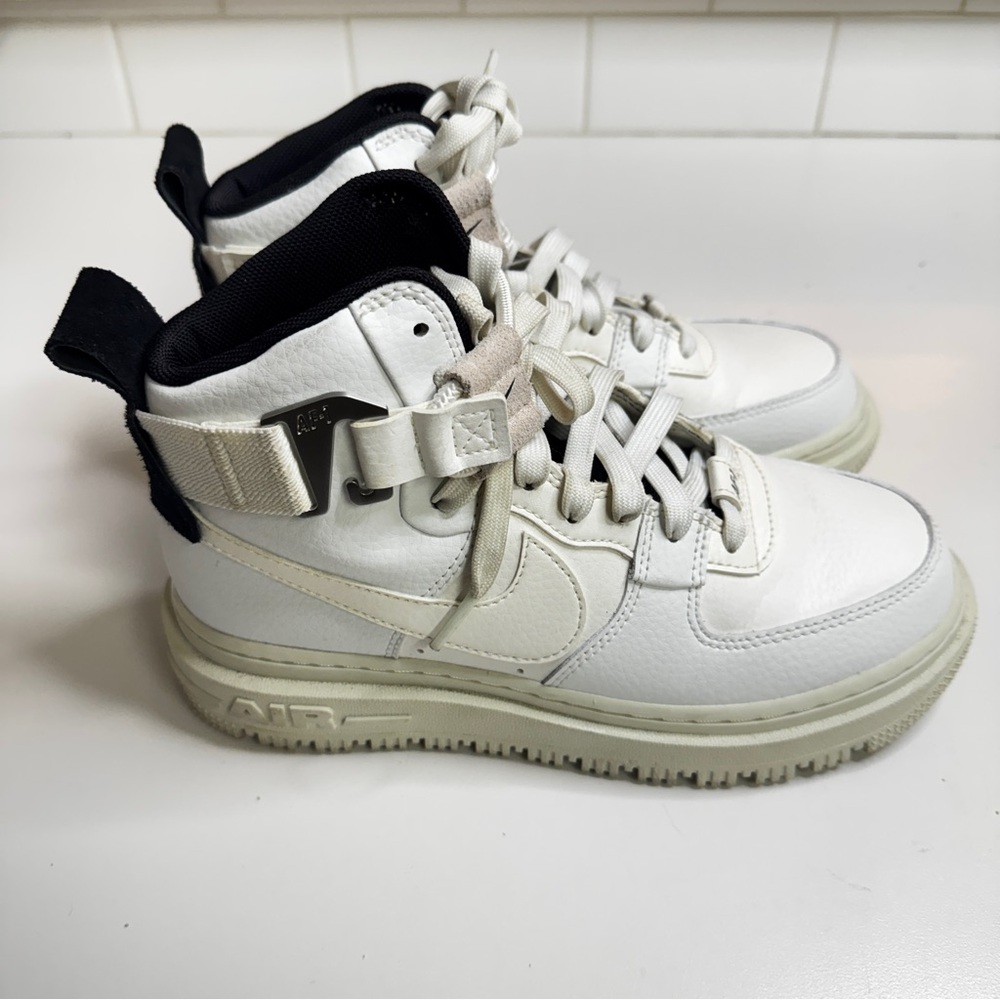 Nike Air Force 1 High Utility 2.0 "Summit White" Women’s Size 6